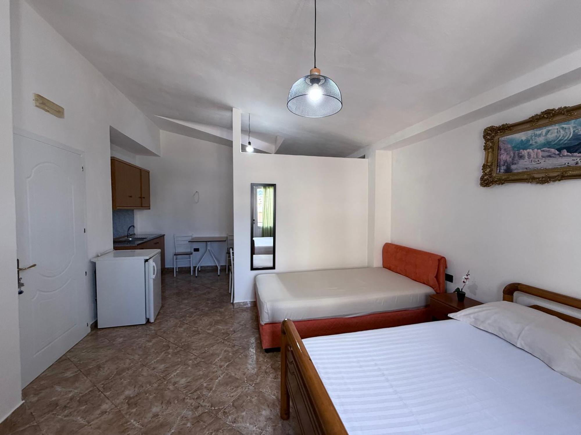 Jazoj Family Hotel Orikum Extérieur photo
