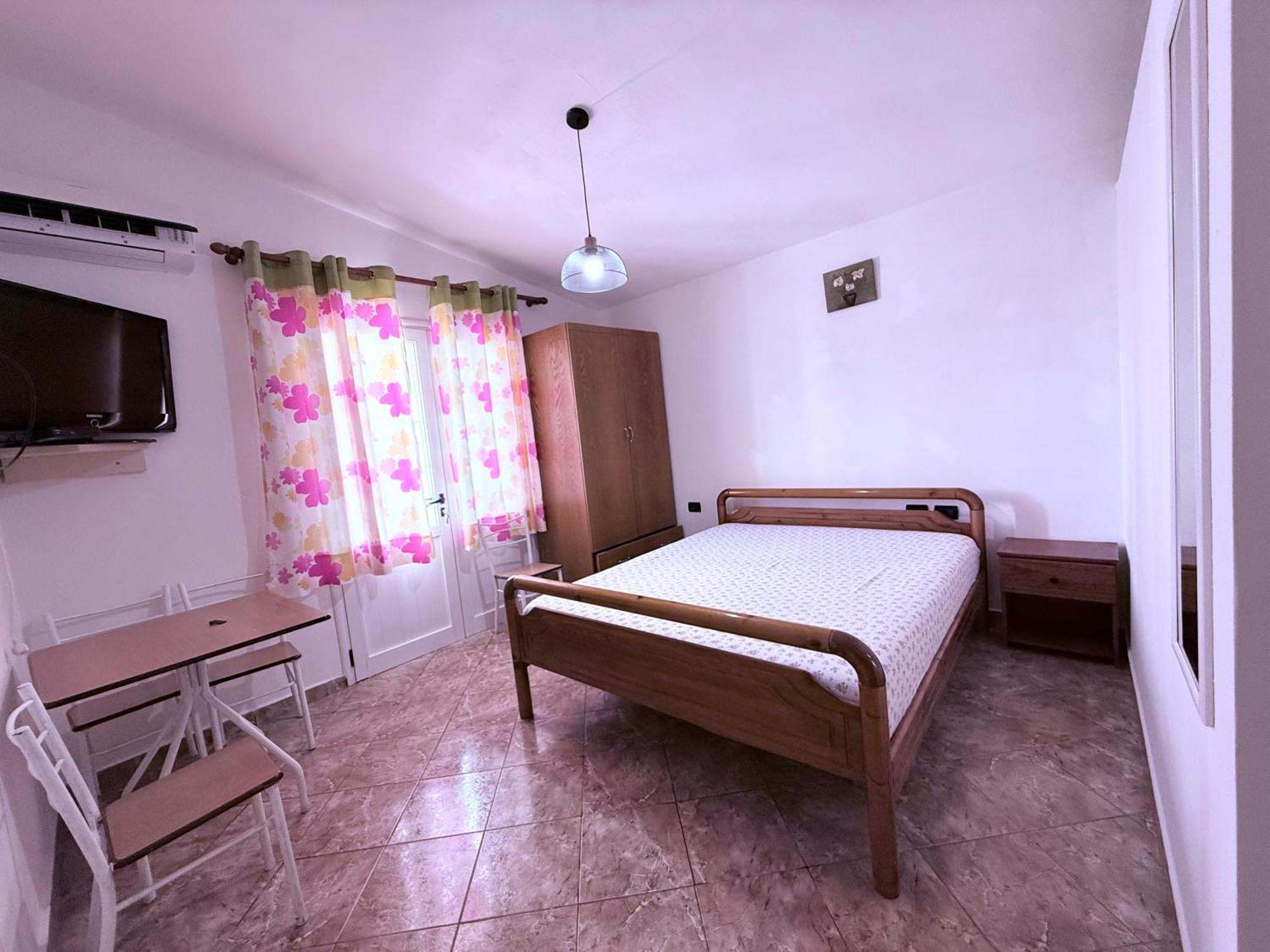 Jazoj Family Hotel Orikum Extérieur photo